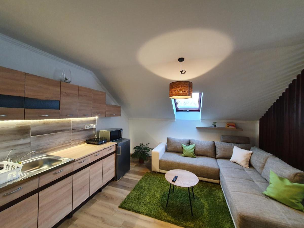 Reteskert Vendeghaz Es Apartman Belapatfalva Buitenkant foto